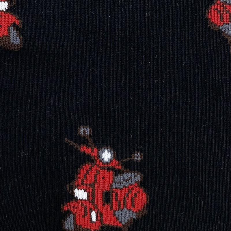 Calcetines negros con vespas rojas